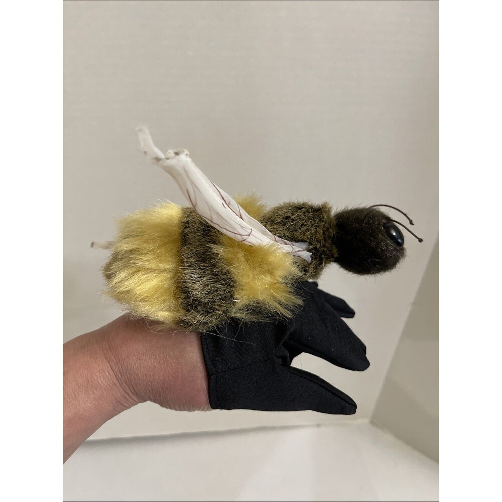 Folkmanis Bumble Bee Glive Hand Puppet 7” Bumblebee Plush Yellow Black